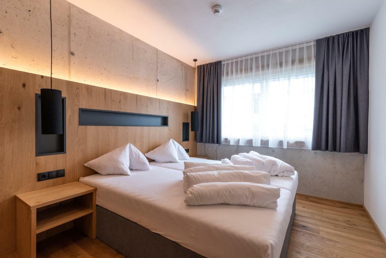 A Casa Elegance Apartment แลงเงนเฟลด์ ภายนอก รูปภาพ